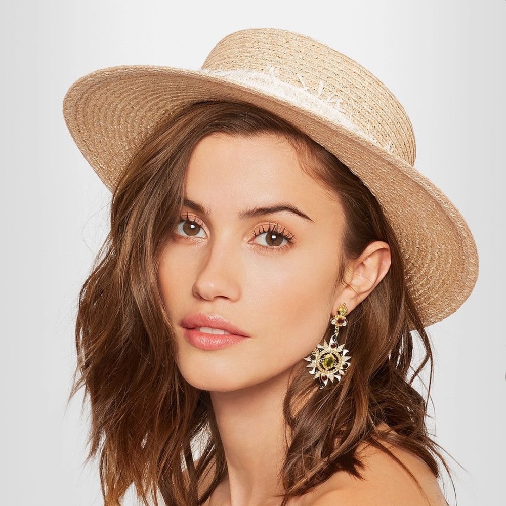 Eugenia Kim Brigitte hat